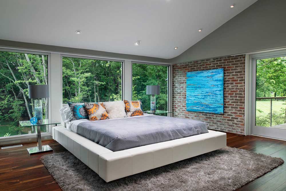 طراحی اتاق خواب با دیوار آجری اکسپوز