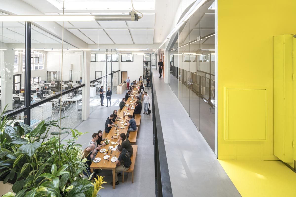 سالن غذا خوری دفتر معماری