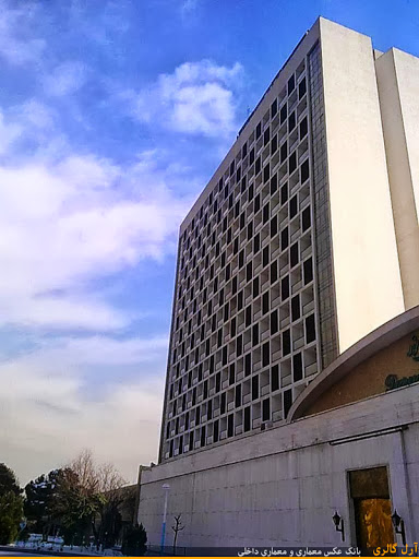 معماری هتل استقلال، معماری هتل هیلتون،  هتل استقلال، هتل هیلتون، حیدر قلی خان غیاغی شاملو