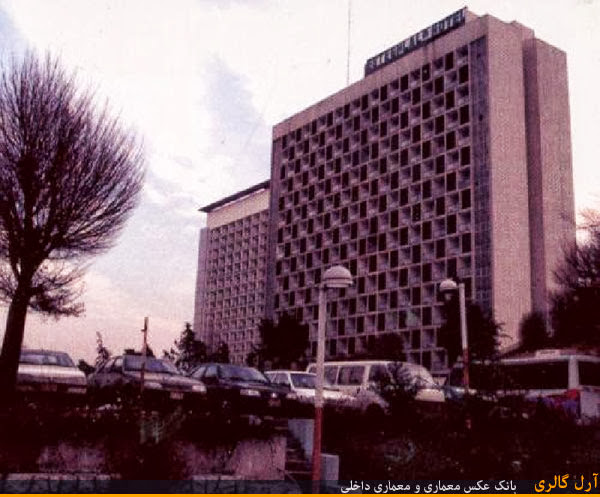 معماری هتل استقلال، معماری هتل هیلتون،  هتل استقلال، هتل هیلتون، حیدر قلی خان غیاغی شاملو 
