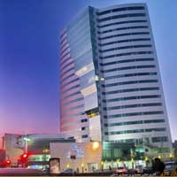 معماری مجتمع تجاری بلور، مجتمع تجاری بلور، علی اکبر صارمی