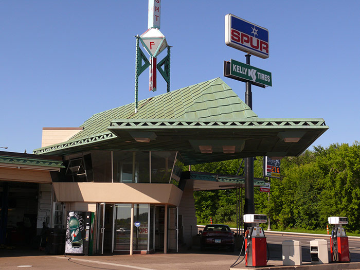 طراحی پمپ بنزین (service Station) لیندهولم توسط لوید رایت
