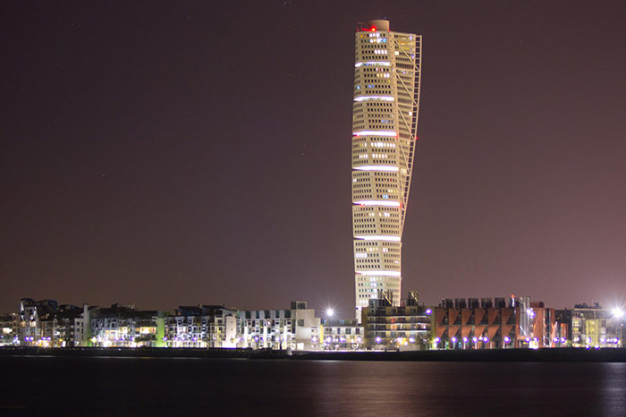 برج ترنینگ تورسو (Turning Torso) سانتیاگو کالاتراوا