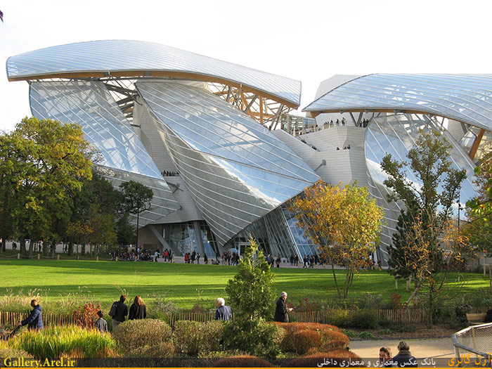 ساختمان مرکزی کاپانی لوئیز ویتان Louis Vuitton