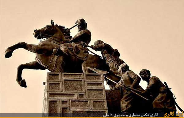 معماری آرامگاه نادرشاه افشار
