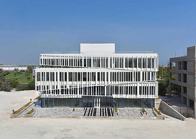 طراحی مجتمع اداری تجاری بارکد در کیش