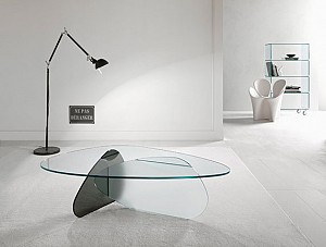 کریم رشید، طراحی میز با همپوشانی با سطوح شیشه ای