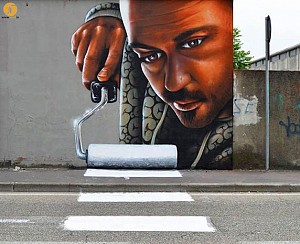 هنر خیابانی گرافیتی، در غالب پرسوناژ به جای الفبای گرافیکی