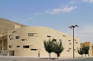 بازسازی و طراحی یست خانه در یزد