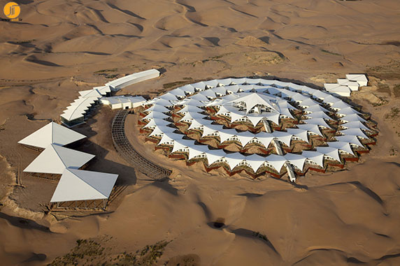 هتل نیلوفر صحرایی،Desert hotelt