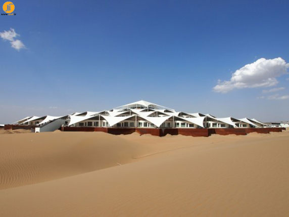 هتل نیلوفر صحرایی،Desert hotelt