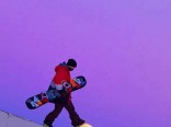 snowboarder-walking-on-moon-perfect-timing