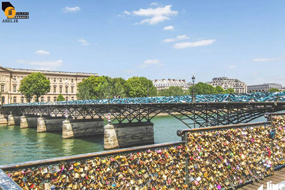هنر : نقاشی های مدرن جای Love Locks پاریس را پر کردند