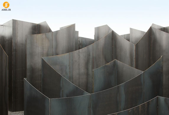 معماری و طراحی  هزارتو از جنس استیل