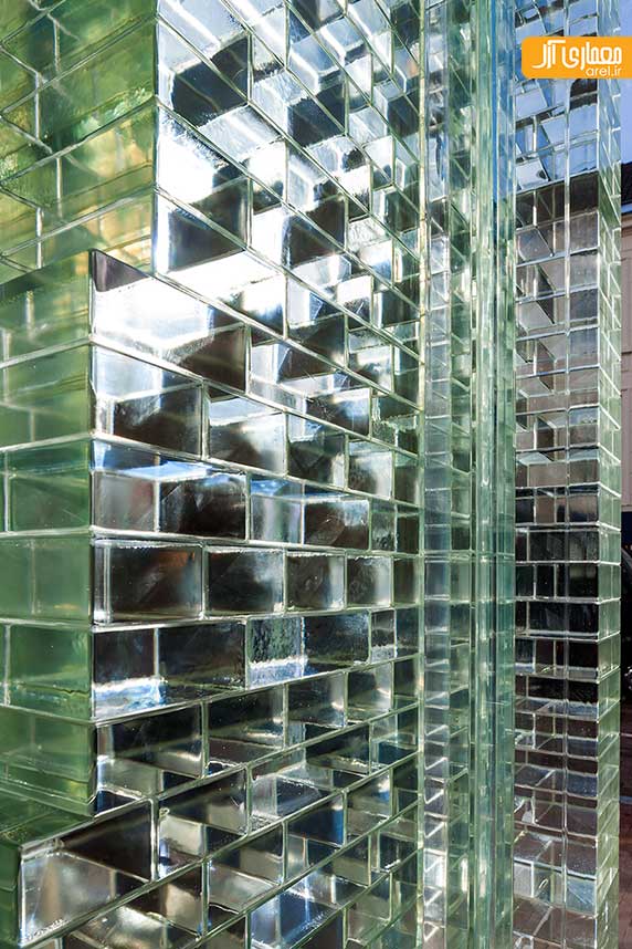 طراحی ساختمان کریستالی با نمای آجرهای شیشه ای، توسط گروه MVRDV