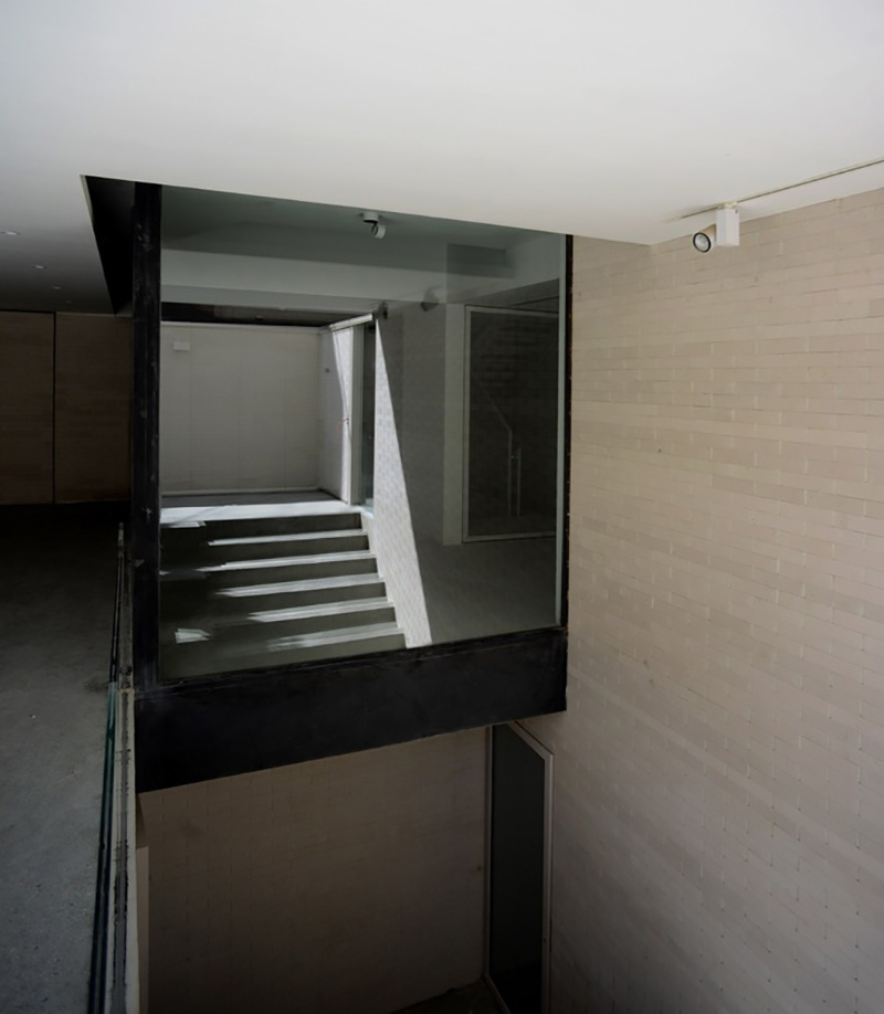 گالری سفید