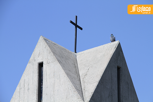 کلیسای مقدس، گوهری در مجموعه آرارات تهران