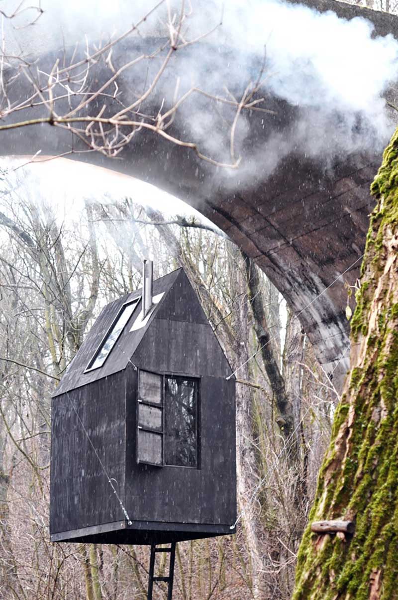 خانه پرنده نظامی