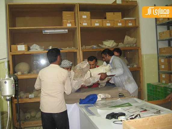 مرمت مجسمه گریفین چغازنبیل مرمت مجسمه گریفین چغازنبیل