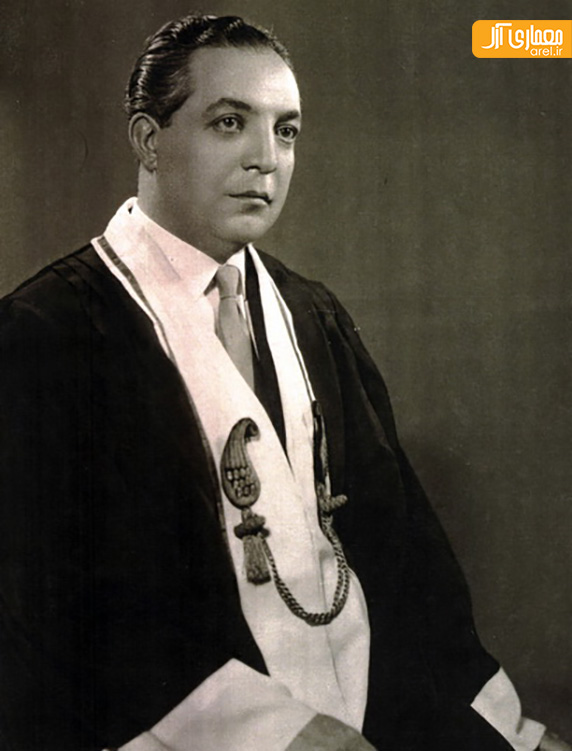 استاد پیرنیا