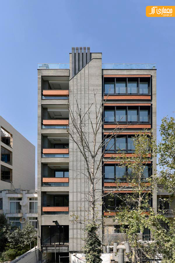 معماری و تنوع هندسی نمای  این آپارتمان مسکونی واقع در تهران