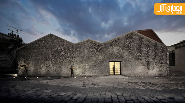 آجرچینی نمای موجدار توسط ربات هوشمند