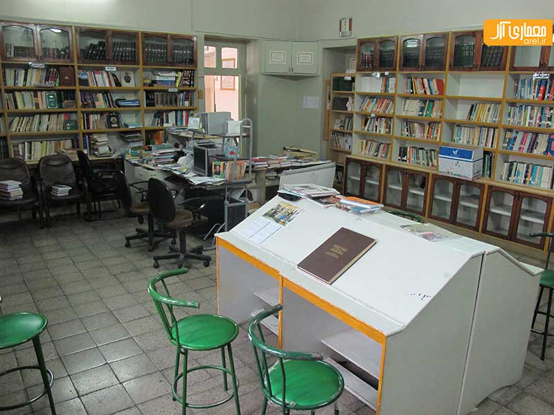 مدرسه فیروز بهرام