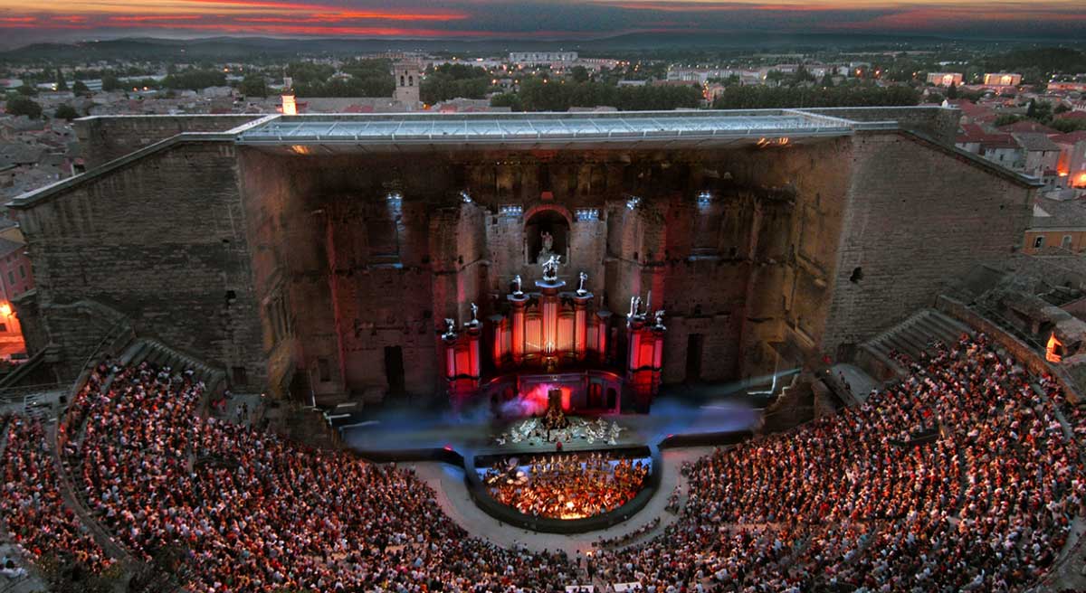 تئاتر Théâtre Antique فرانسه