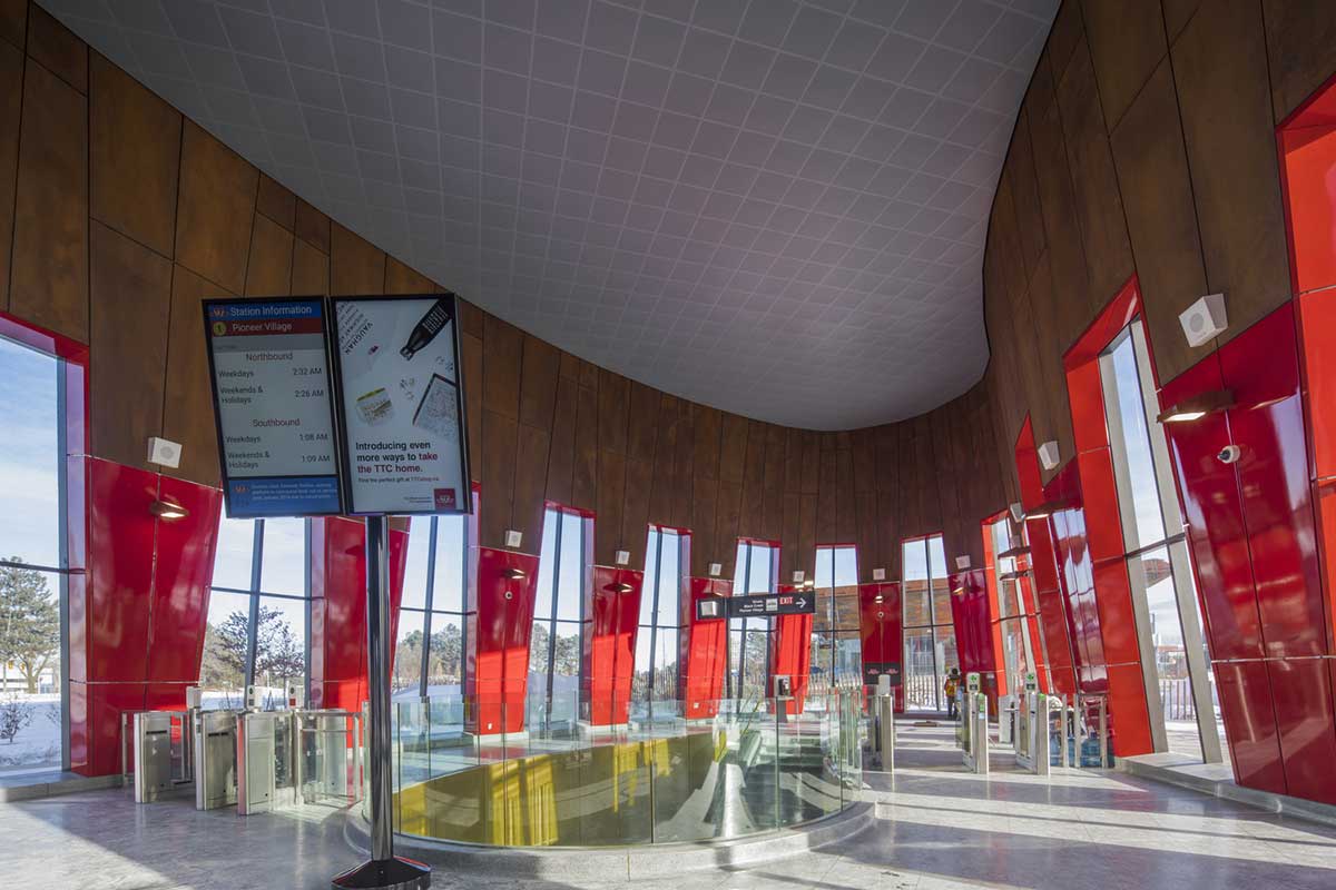 طراحی داخلی ایستگاه متروی دهکده پایونیر