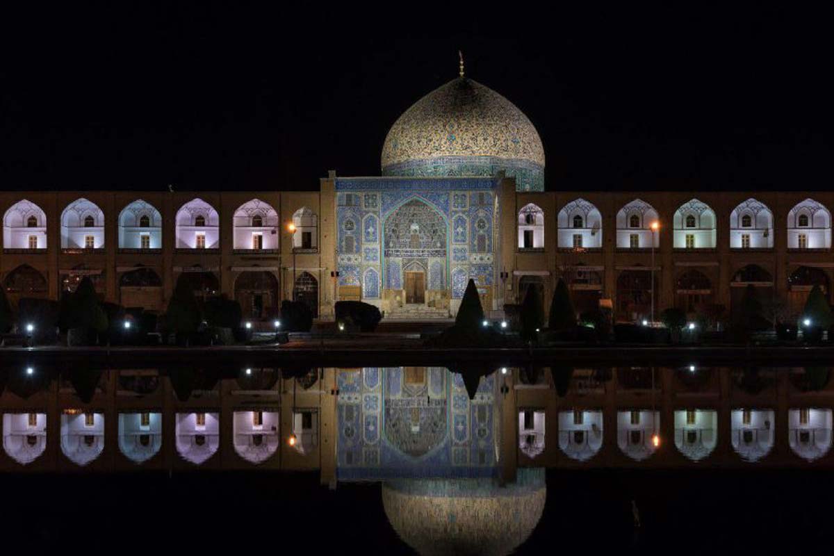 مسجد شیخ لطف الله اصفهان