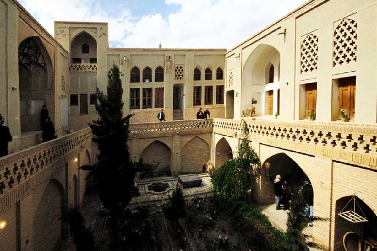 معماری خانه پیرنیا اصفهان