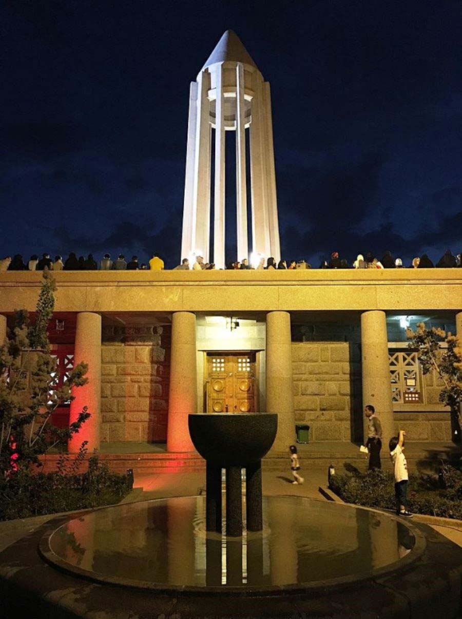 آرامگاه بوعلی سینا همدان آرامگاه بوعلی سینا همدان