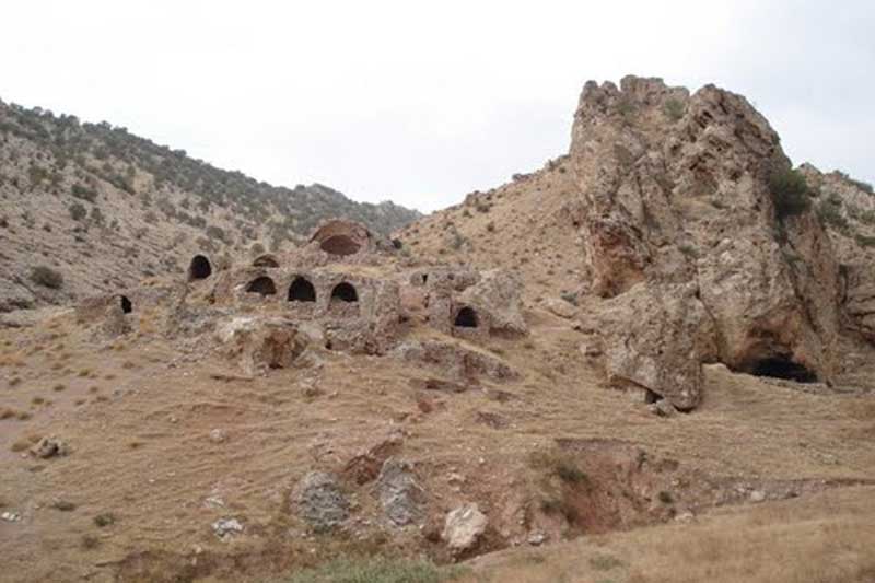 قلعه باستانی سام