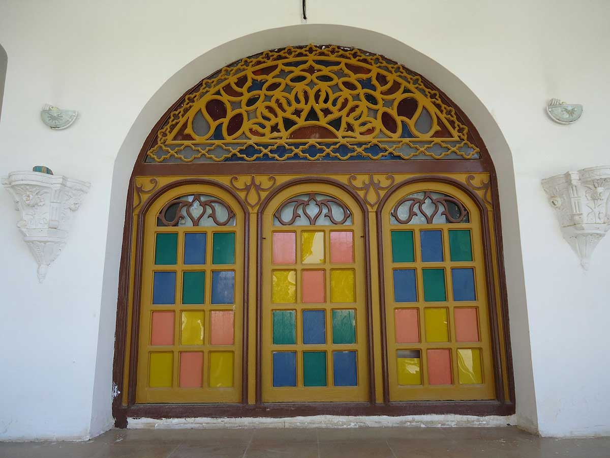 معماری قلعه والی