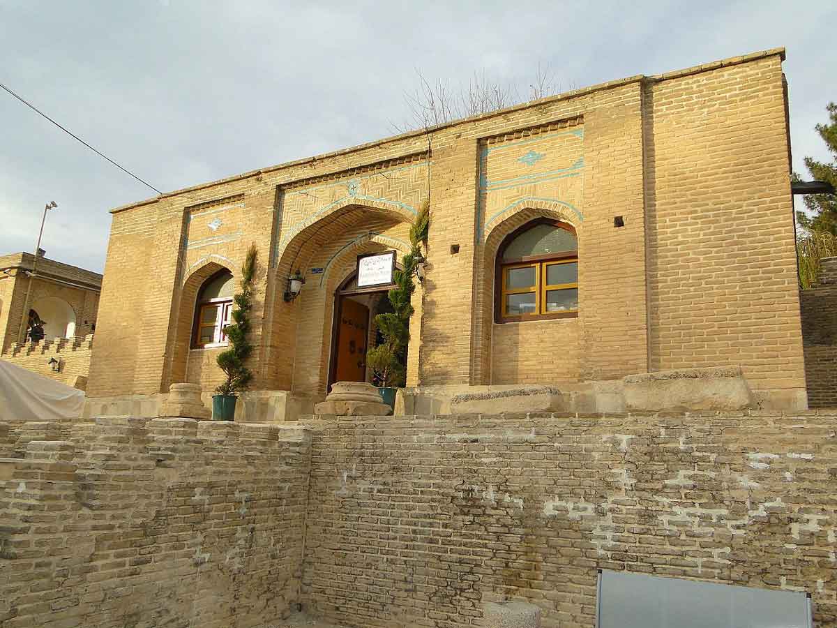 معماری قلعه والی