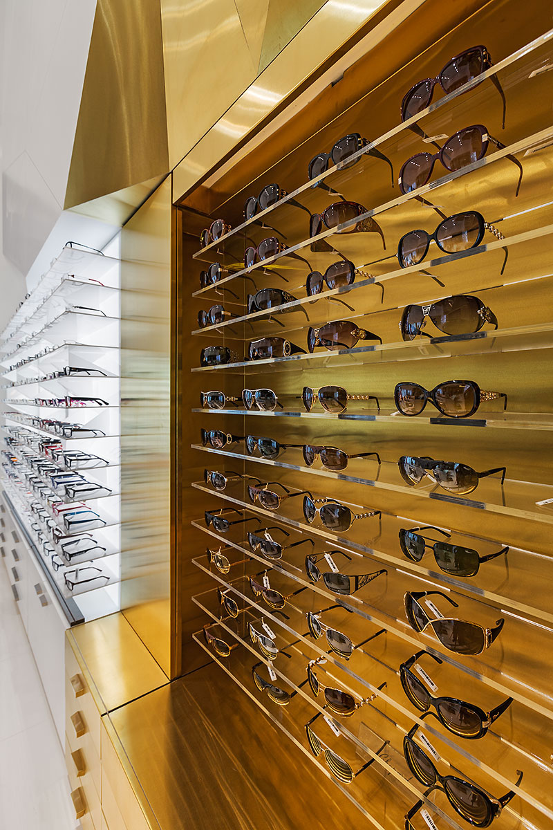 طراحی داخلی فروشگاه عینک سام اپتیک
