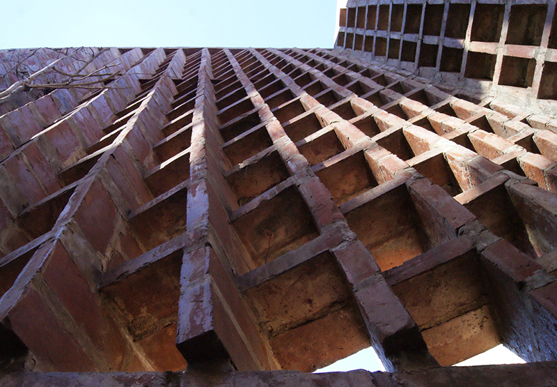 طراحی نما آجری