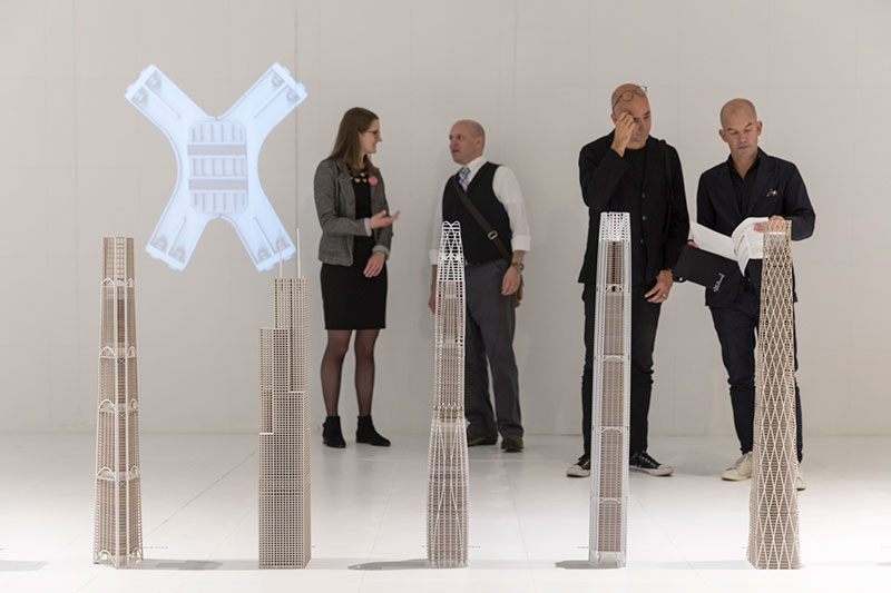 نمایشگاه بررسی طراحی سازه آسمان خراش های بلند 