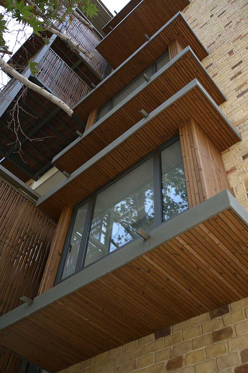 ساختمان گوشواه ها رتبه دوم جایزه معمار 95