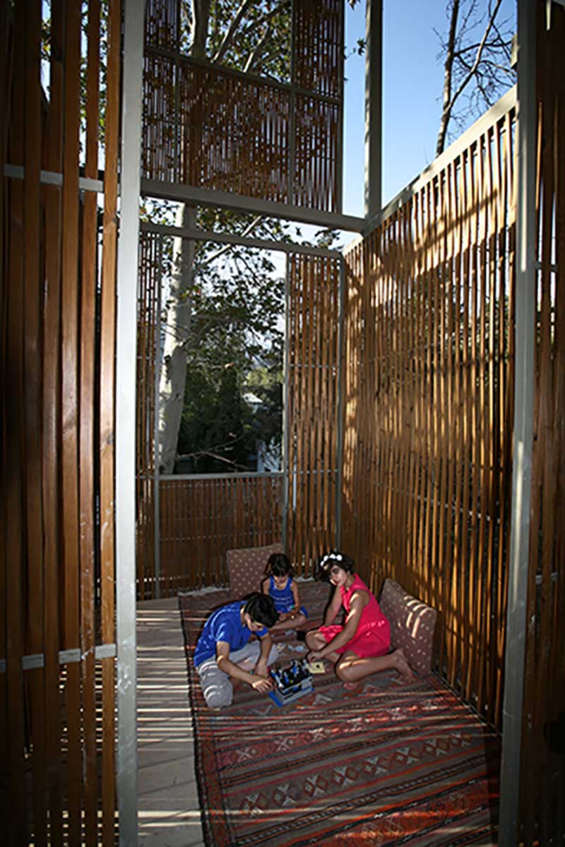 ساختمان گوشواه ها رتبه دوم جایزه معمار 95