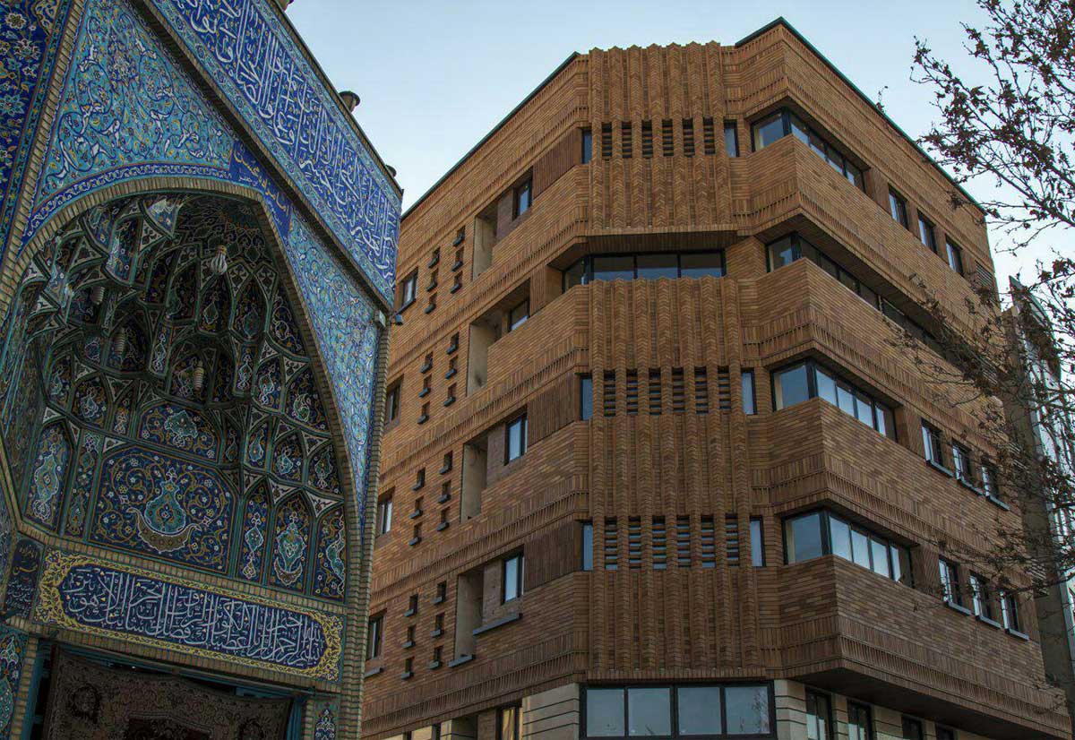طراحی ساختمان اداری تجاری طاها در اصفهان