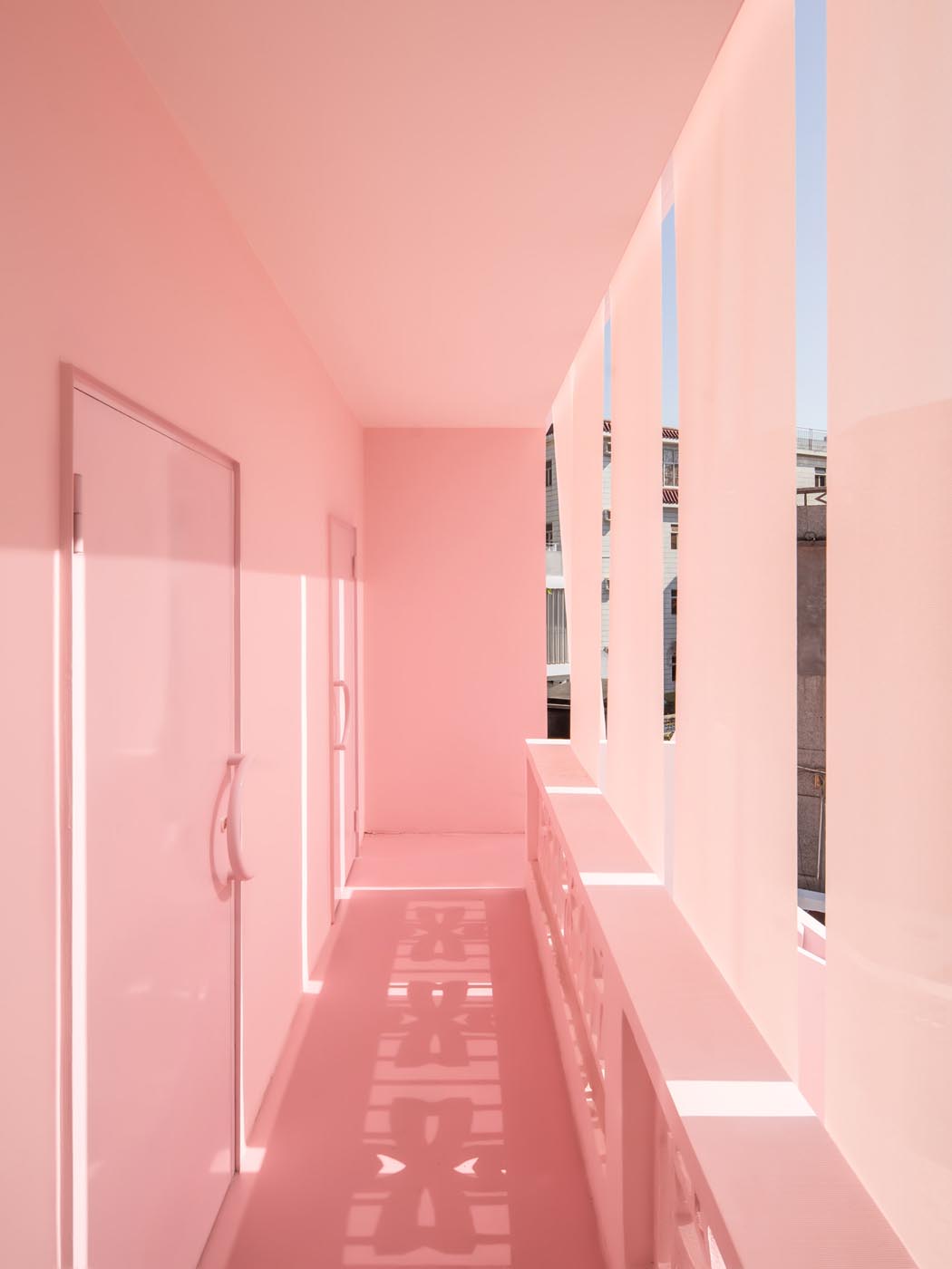 طراحی داخلی صورتی