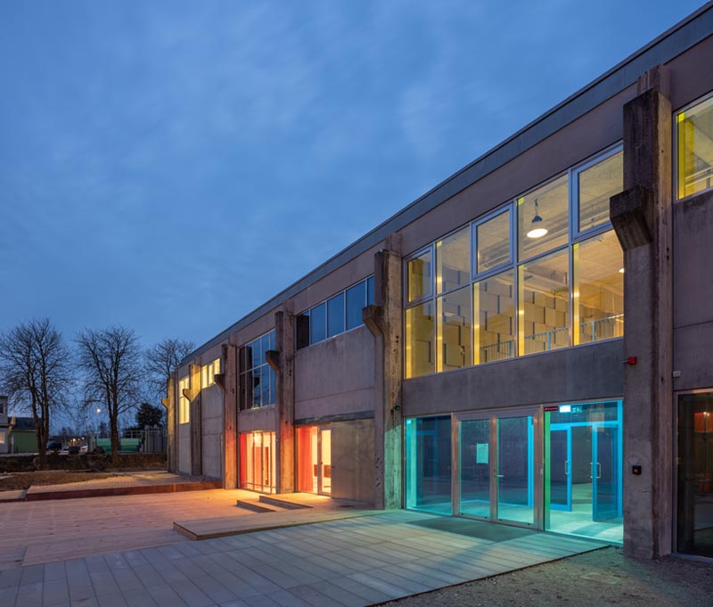 معماری ساختمان آموزشی