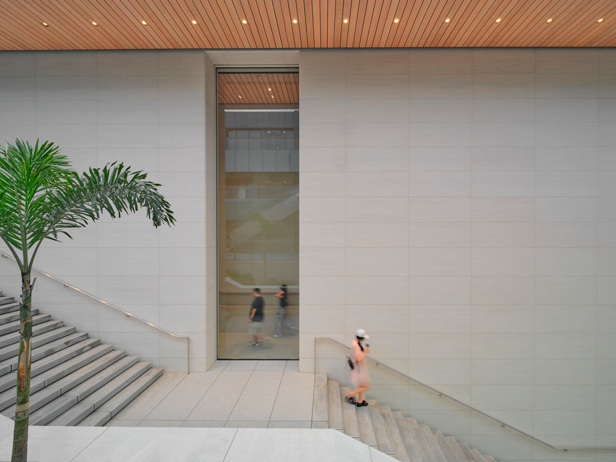 طراحی فروشگاه اپل2020/ Foster + Partners