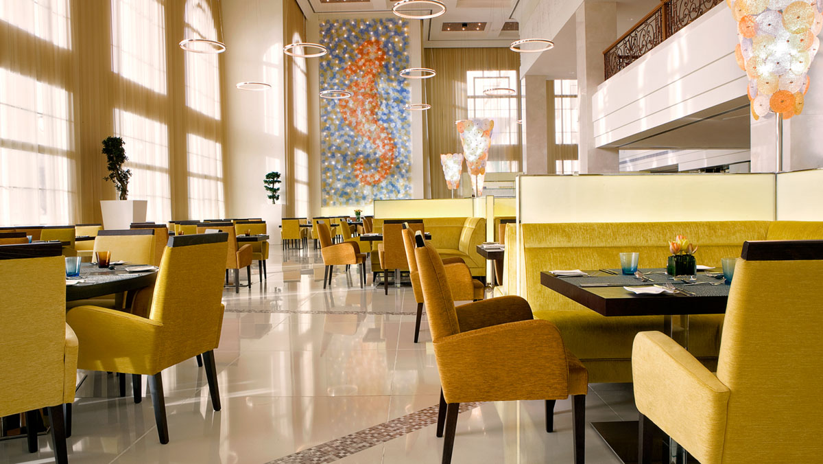 روانشناسی تاثیر رنگ ها بر اشتها در طراحی داخلی رستوران