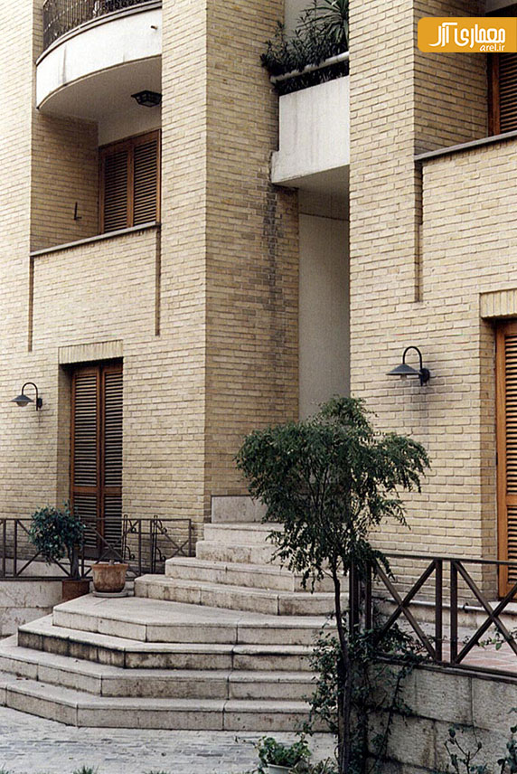 معماری و طراحی مجتمع مسکونی کامرانیه توسط فرامرز شریفی