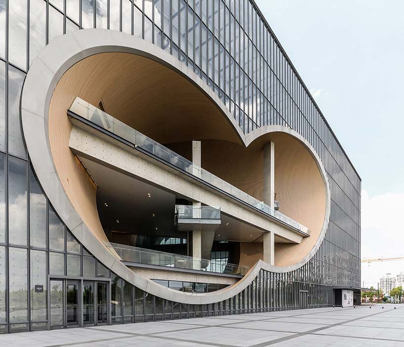 معماری ساختمان تئاتر در شانگهای، توسط تادائو آندو