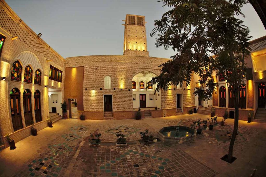 تور معمارانه نوروزی:همدان شهری از دیار کهن